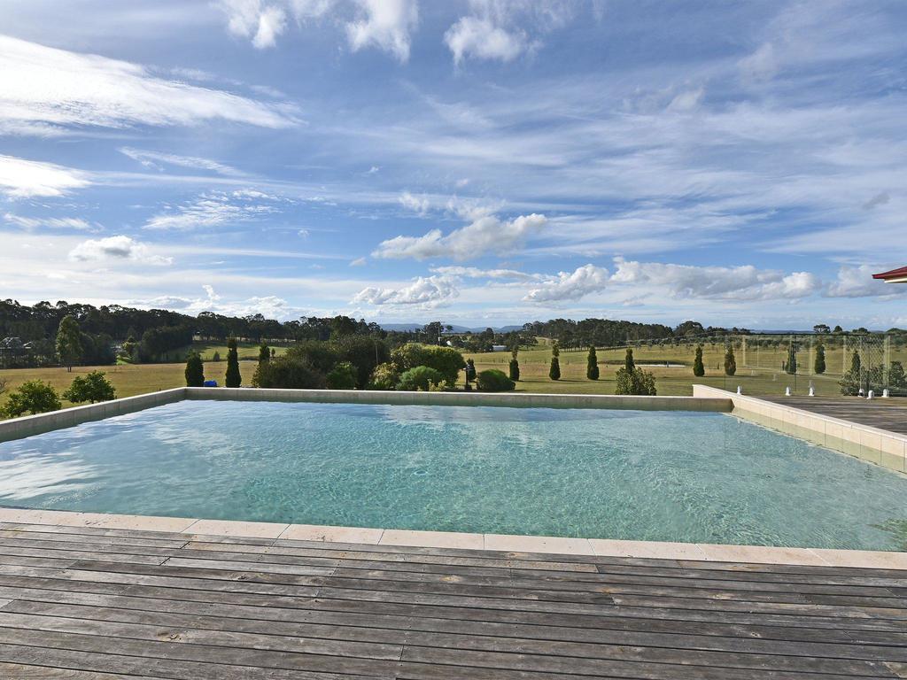 Allandale NSW Accommodation Asia