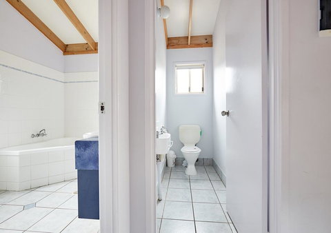 Norah Head Holiday Park - Accommodation Asia 3