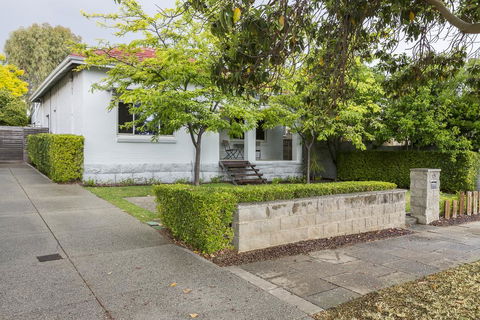 North Cottesloe Cottage - Accommodation Guide 2