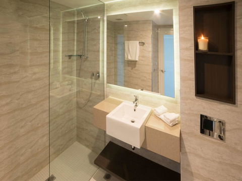 Novotel Wollongong Northbeach - Accommodation Asia 2