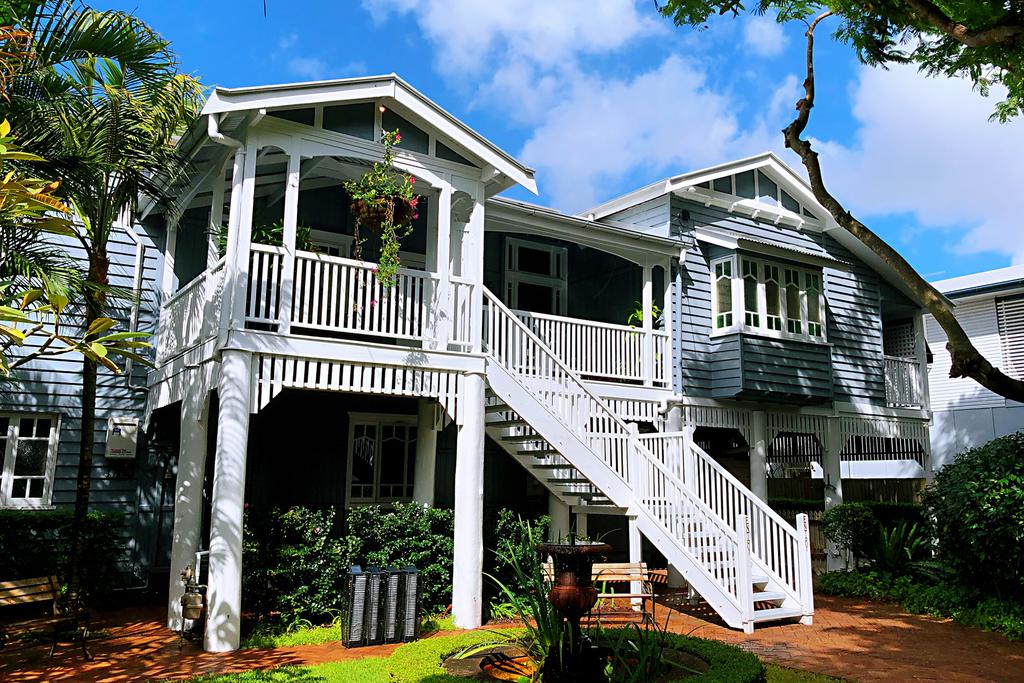 Hawthorne QLD Accommodation Asia