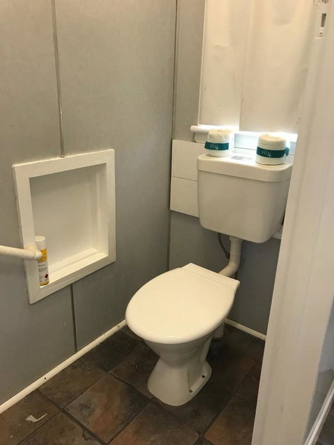 O'Shea's Royal Hotel - Accommodation Asia 3