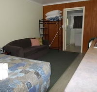 Oakridge Motel Tourist Park - Accommodation Asia