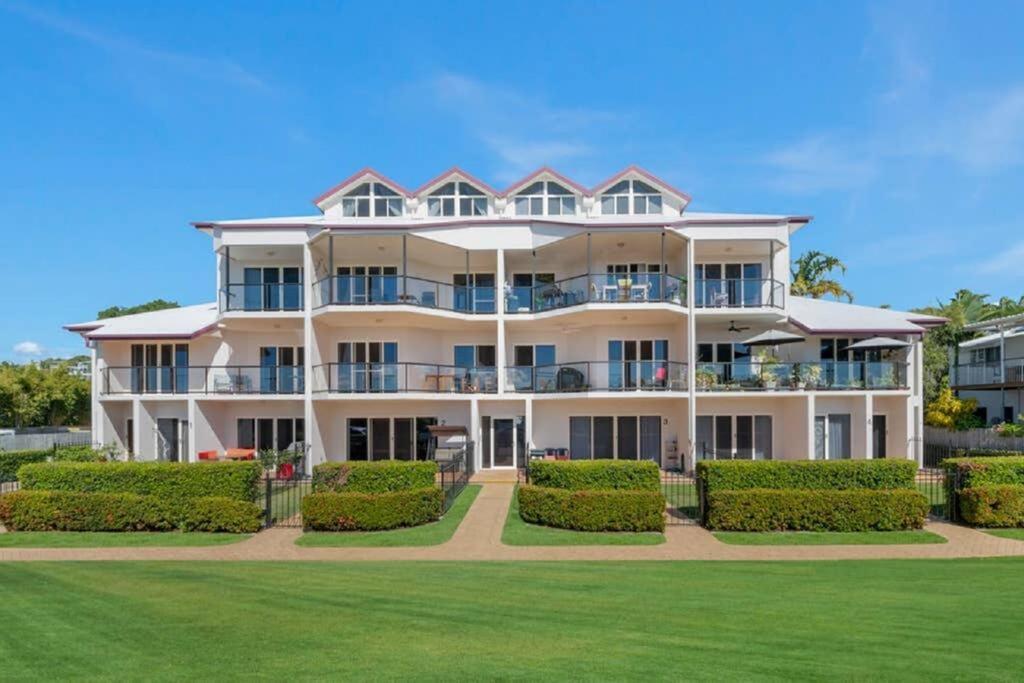 Belgian Gardens QLD Accommodation Asia