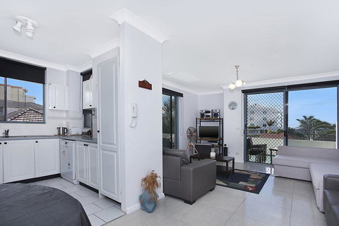 Ocean Palms, Unit 2 - The Entrance, NSW - Accommodation Asia 2