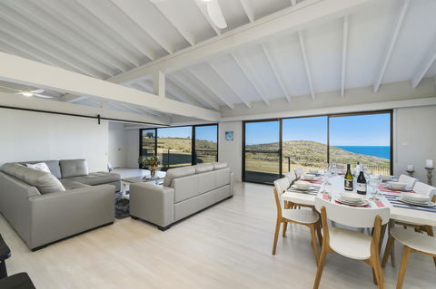 Ocean Paradise - Accommodation Asia 0