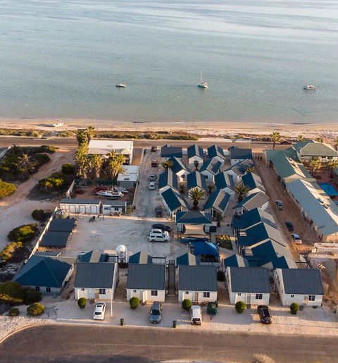 Oceanside Village - Accommodation Asia 3