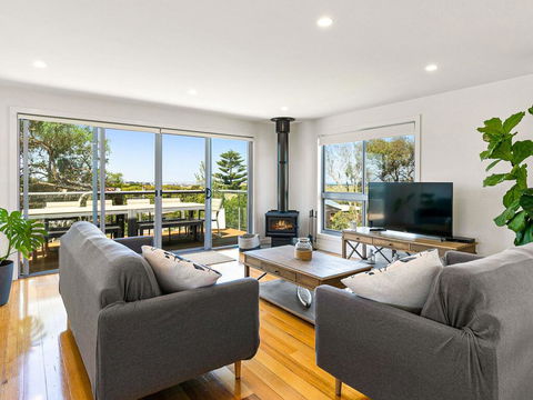 Olive Grove - Accommodation Guide 3