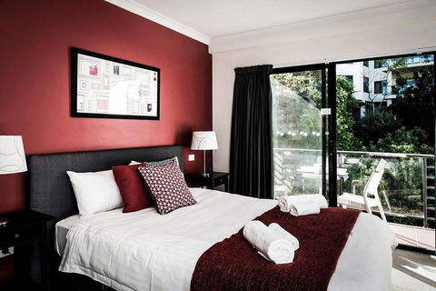 One Bedroom Apt Near Perth CBD With Parking - Accommodation China 1