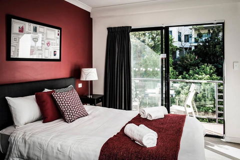One Bedroom Apt Near Perth CBD With Parking - Accommodation China 0