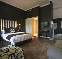 One Paddock Currency Creek Winery Villas - Accommodation Asia