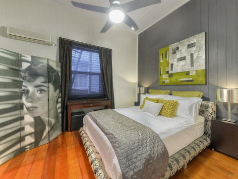 One Thornbury - Accommodation Guide 3