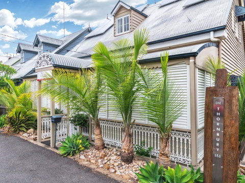 One Thornbury - Accommodation Guide 0