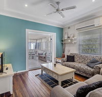 Oscars Pet Friendly Beach House 14 Tomaree Road