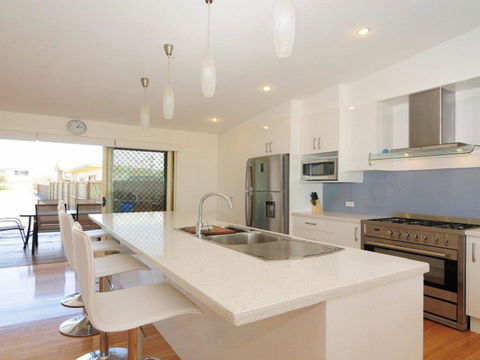 Pacific Views - Direct Access Onto Culburra Beach - Accommodation Asia 3