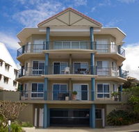 Pacific Waves Apartments