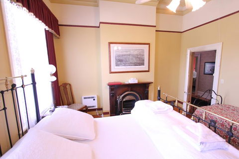 Palm House - Accommodation Asia 1