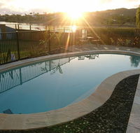 Palm Lakeside Holiday Home - Bowen Whitsundays Queensland - Accommodation Asia