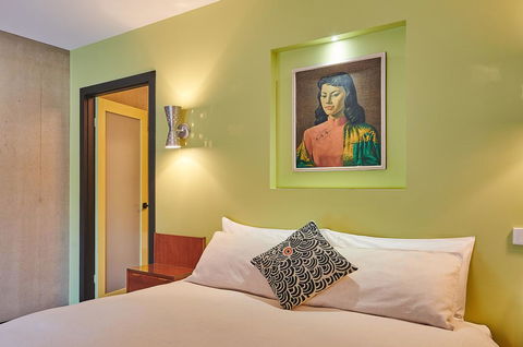 Palm Springs Suite - Accommodation Asia 1