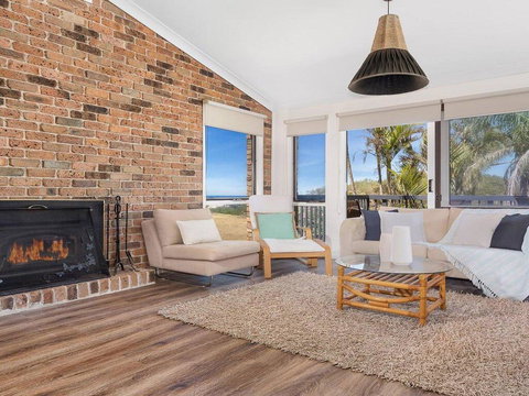 Panorama Place On Jones Beach - Accommodation Asia 0