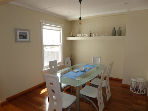 Panoramic Views On Walter - Accommodation Asia 1