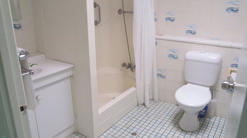 Paradise Apartments Unit 2 - Accommodation Asia 0