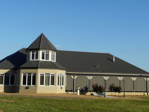 Paringa Grove Homestead - Accommodation Asia 0