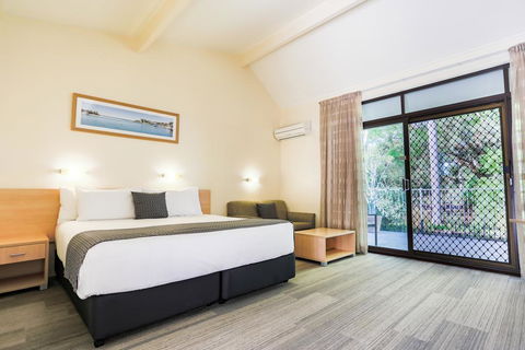 Parkhaven - Accommodation Guide 0
