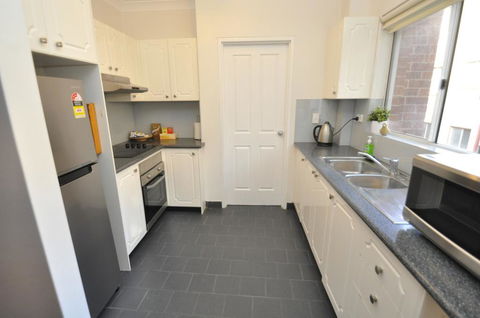 Parramatta Self-Contained Two-Bedroom Apartment (4LEN) - Accommodation Asia 3