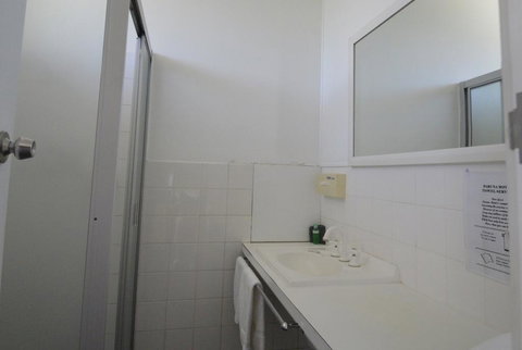 Paruna Motel - Accommodation Asia 1