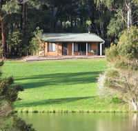 Pemberton Lake View Chalets - Accommodation Asia