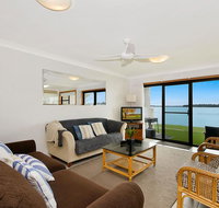 Peninsula Court 5 - Accommodation Guide