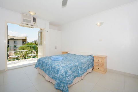 Peninsular Apartments - Accommodation Guide 2