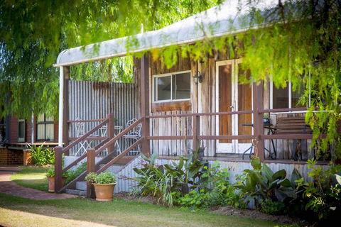 Peppercorn Cabin - Accommodation Asia 1
