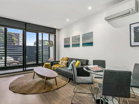 PERFECTLY PRAHRAN - Your Mecca Of Social And Style - Accommodation Guide 1