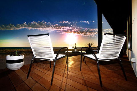 Perlubie Sea - Accommodation Asia 2
