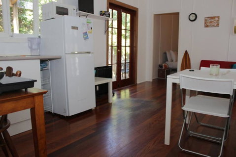 Pet Friendly Duplex In The Heart Of Palm Beach - Accommodation Guide 3