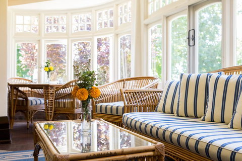 Petersons Armidale Winery And Guesthouse - Accommodation Asia 1