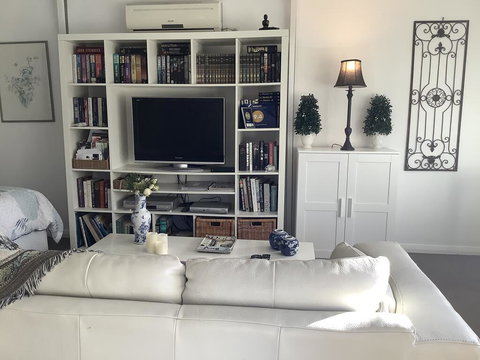 Petite Provence Cottage - Accommodation Asia 0