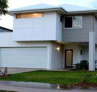 Petrie Beach Holiday Home - Accommodation China