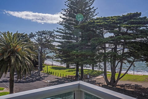 Phillip Island Holiday Apartments - Accommodation Asia 2