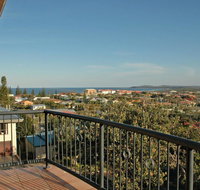 Phoenix Terrace -townhouse Yamba - Accommodation Guide