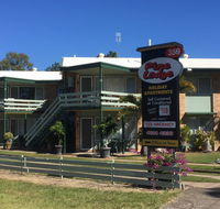 Pine Lodge - Accommodation Asia