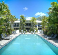 Plantation 2 - Absolute Beachfront - Accommodation China