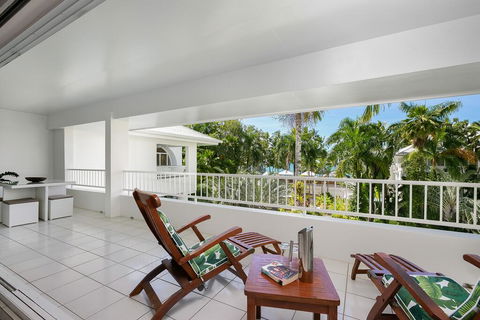 Poolside Apt In Alamanda Beachfront Resort (88) - Accommodation Asia 0
