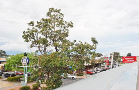 POSITION PERFECT CENTRAL INVERLOCH - Accommodation China 2