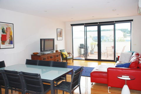 POSITION PERFECT CENTRAL INVERLOCH - Accommodation China 0