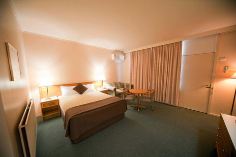 Posthouse Motor Lodge - Accommodation Asia 1