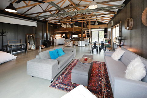 Powerhouse @ Eagles Rise - Accommodation Asia 1