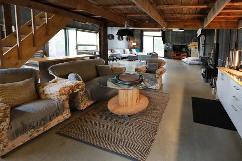 Powerhouse @ Eagles Rise - Accommodation Asia 3